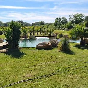 Des Cerisiers Jacuzzi Et Sauna Inclus Pour Tous Les 2*, Avignon Frankreich